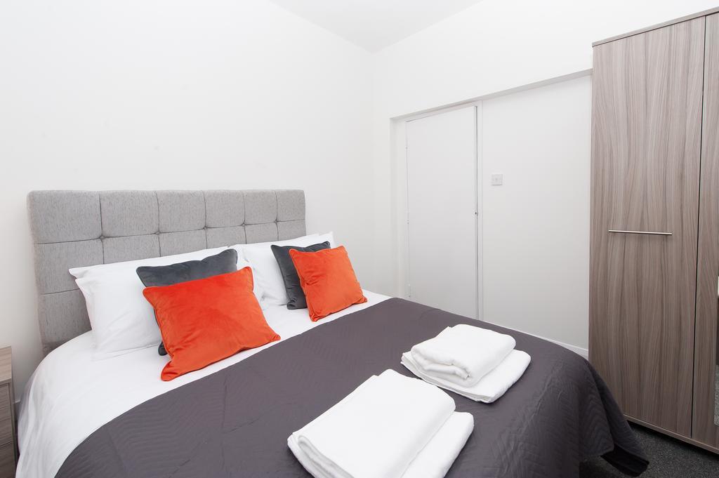 Two Bed Ground Floor Apartment, Sleeps Six, Free Parking And High Speed Wifi 램즈게이트 외부 사진