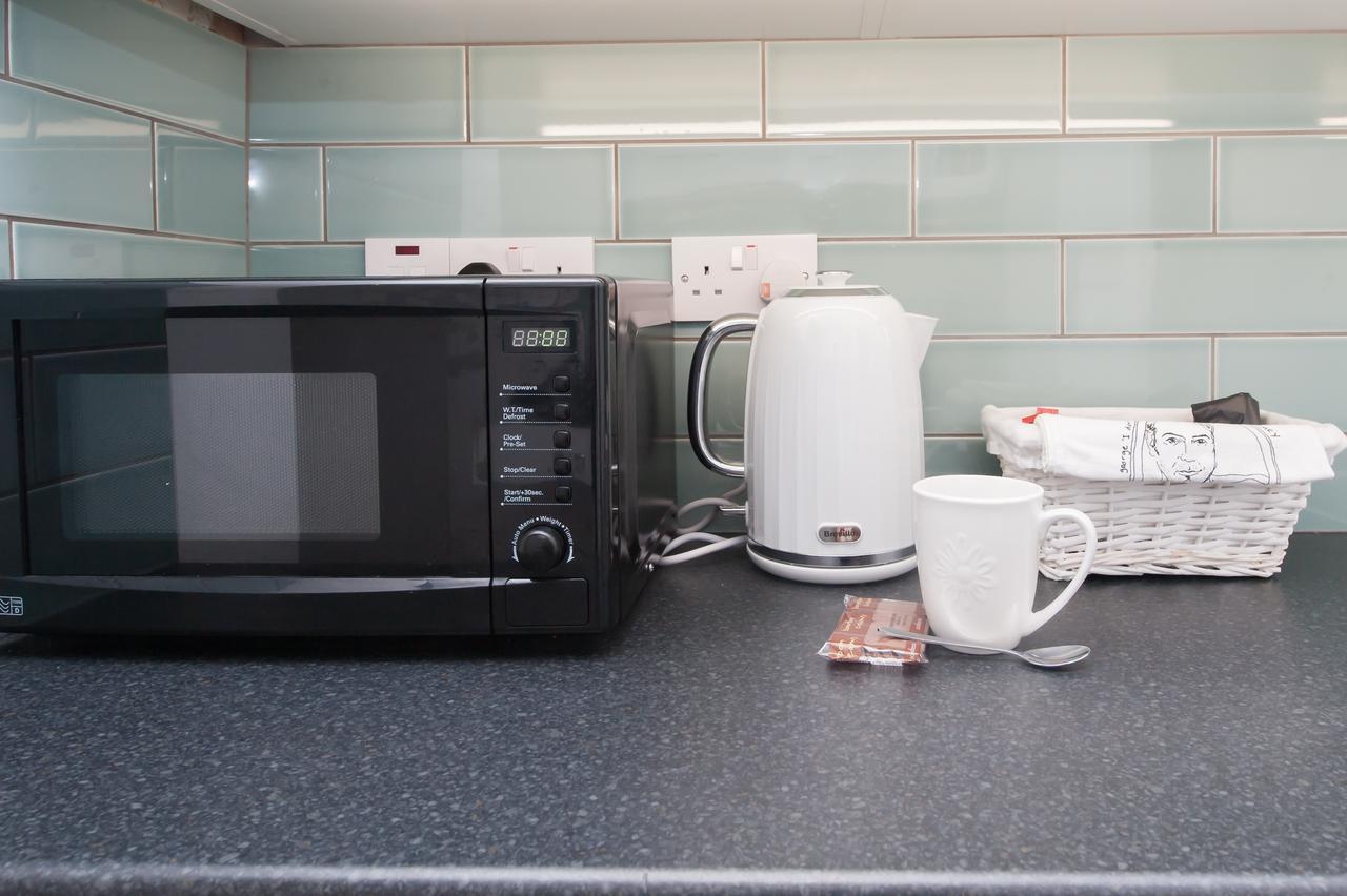 Two Bed Ground Floor Apartment, Sleeps Six, Free Parking And High Speed Wifi 램즈게이트 외부 사진