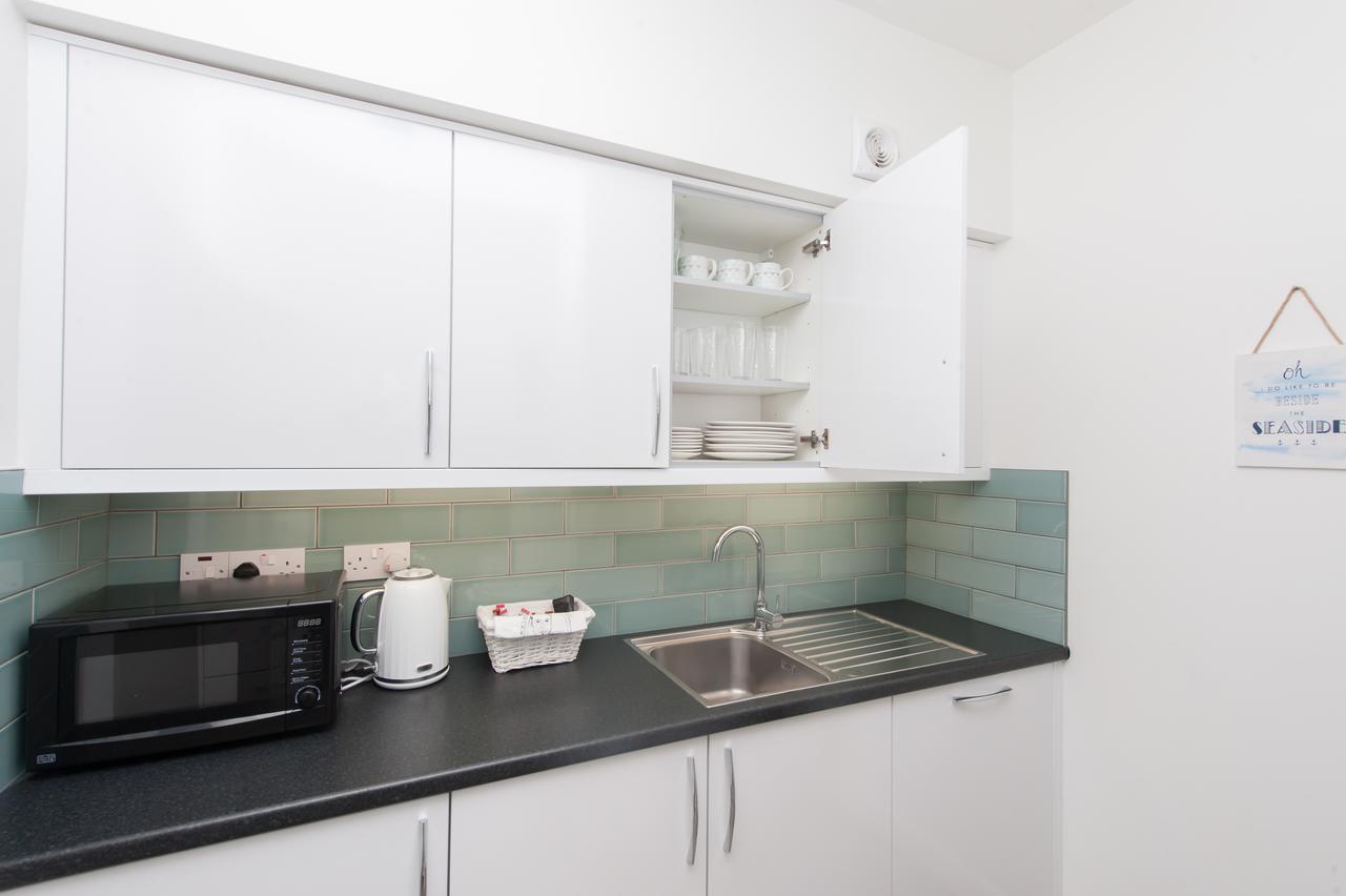Two Bed Ground Floor Apartment, Sleeps Six, Free Parking And High Speed Wifi 램즈게이트 외부 사진