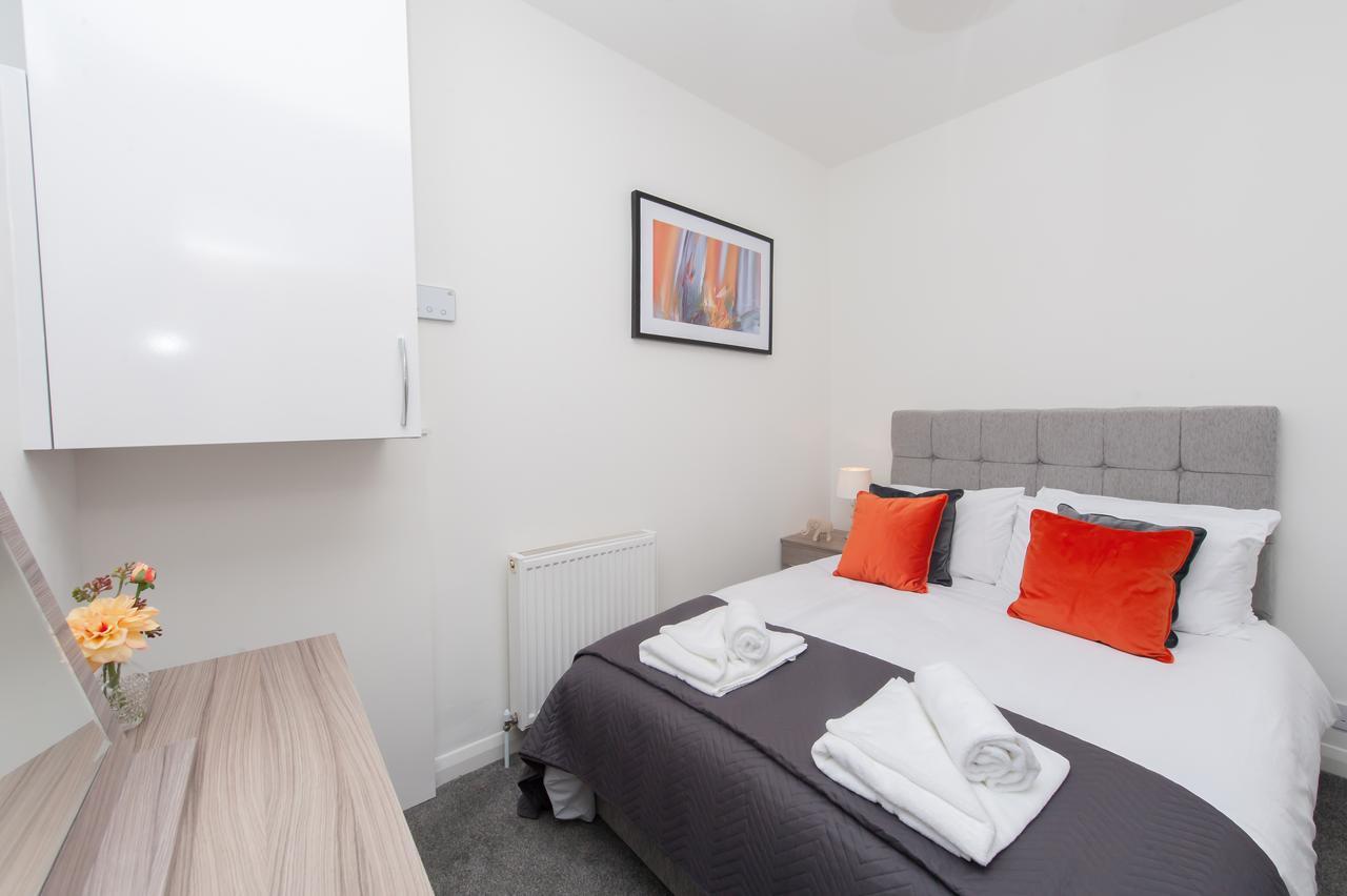 Two Bed Ground Floor Apartment, Sleeps Six, Free Parking And High Speed Wifi 램즈게이트 외부 사진