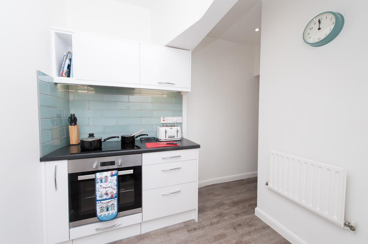 Two Bed Ground Floor Apartment, Sleeps Six, Free Parking And High Speed Wifi 램즈게이트 외부 사진