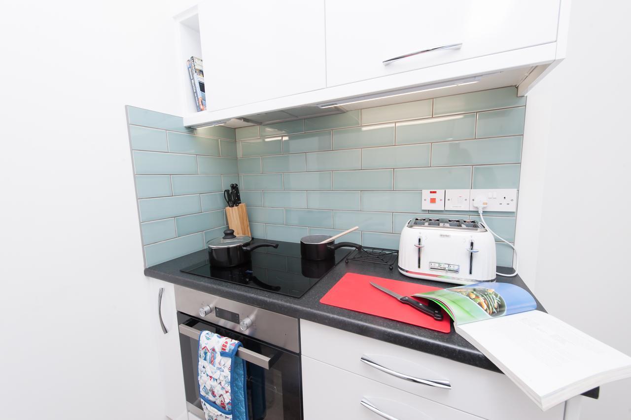 Two Bed Ground Floor Apartment, Sleeps Six, Free Parking And High Speed Wifi 램즈게이트 외부 사진