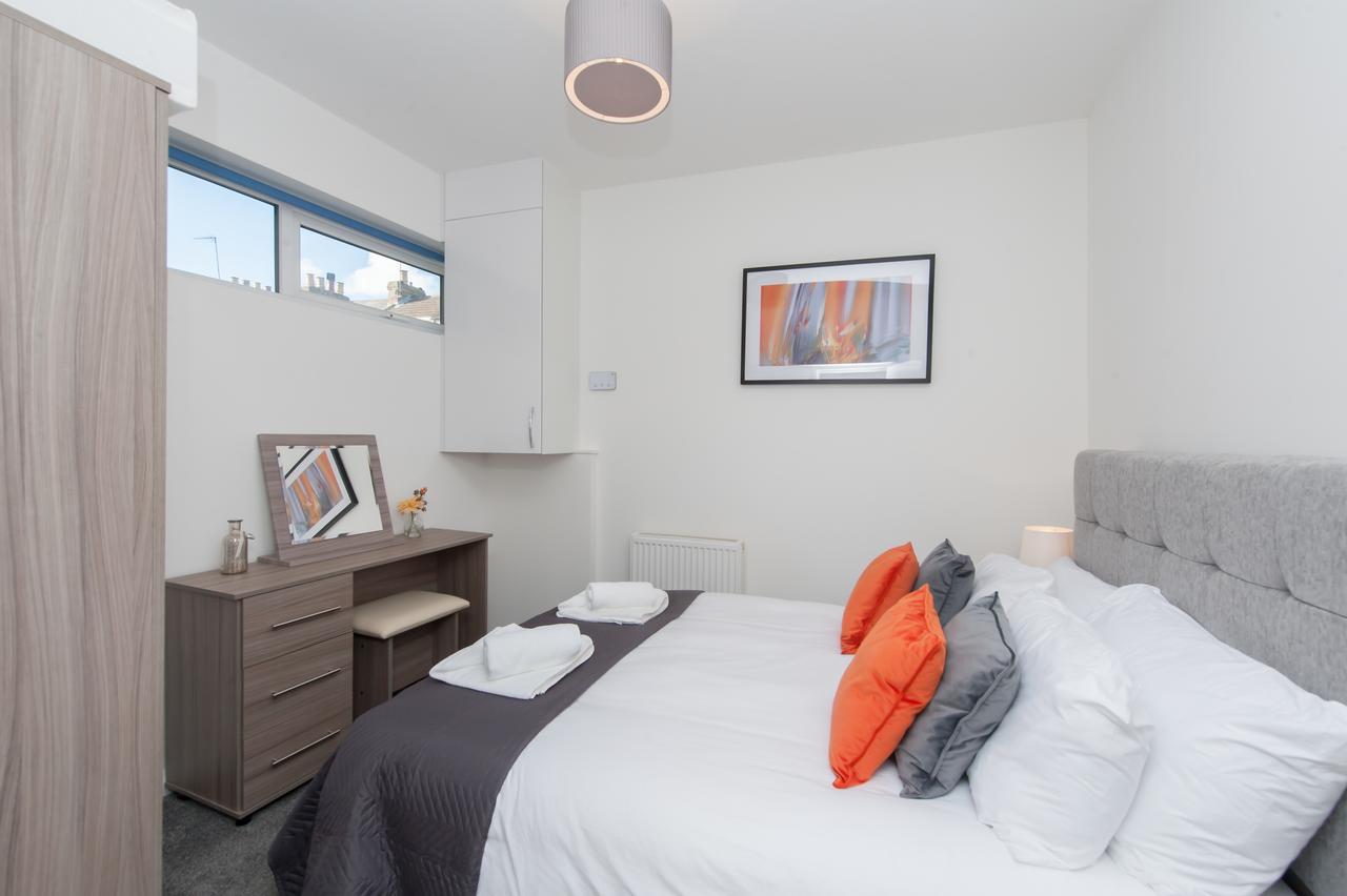 Two Bed Ground Floor Apartment, Sleeps Six, Free Parking And High Speed Wifi 램즈게이트 외부 사진